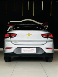 https://img.olx.com.br/thumbs256x256/61/617663425517988.jpg