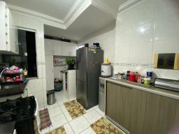 https://img.olx.com.br/thumbs256x256/61/618569277068867.jpg