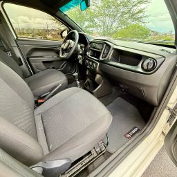 https://img.olx.com.br/thumbs256x256/61/618642412250496.jpg