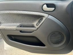https://img.olx.com.br/thumbs256x256/61/619567401929917.jpg