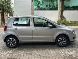 https://img.olx.com.br/thumbs256x256/61/619668648085416.jpg