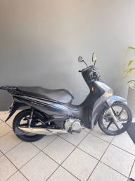 https://img.olx.com.br/thumbs256x256/62/620546137479286.jpg