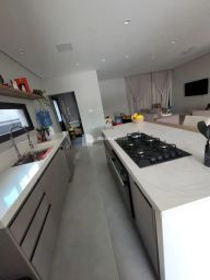 https://img.olx.com.br/thumbs256x256/62/620660086541975.jpg