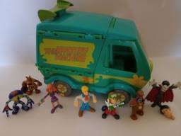 Título do anúncio: Scooby doo Van e personagens Imaginext usados