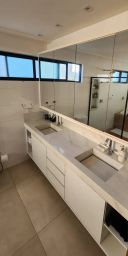 https://img.olx.com.br/thumbs256x256/62/623560752225660.jpg