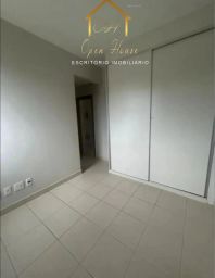 https://img.olx.com.br/thumbs256x256/62/623569403873371.jpg