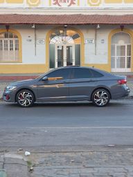 https://img.olx.com.br/thumbs256x256/62/623646665553539.jpg