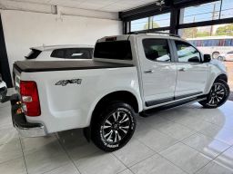 https://img.olx.com.br/thumbs256x256/62/623647673072768.jpg