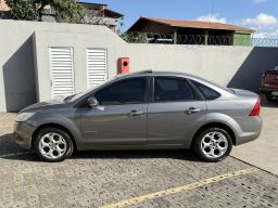 https://img.olx.com.br/thumbs256x256/62/623670317810788.jpg