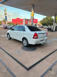 https://img.olx.com.br/thumbs256x256/62/625644431641610.jpg