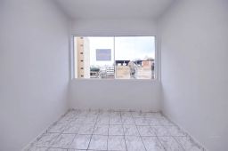 https://img.olx.com.br/thumbs256x256/62/626576762190976.jpg