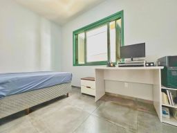 https://img.olx.com.br/thumbs256x256/62/627557155940470.jpg