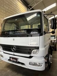 https://img.olx.com.br/thumbs256x256/62/628423176533111.jpg