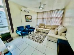 https://img.olx.com.br/thumbs256x256/62/628554764786998.jpg