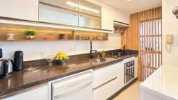 https://img.olx.com.br/thumbs256x256/62/628565763064717.jpg