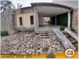https://img.olx.com.br/thumbs256x256/62/628570282673751.jpg