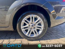 https://img.olx.com.br/thumbs256x256/62/628634073108697.jpg
