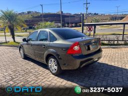 https://img.olx.com.br/thumbs256x256/62/628652559435151.jpg