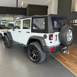 https://img.olx.com.br/thumbs256x256/62/629642334939972.jpg