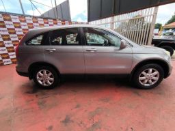 https://img.olx.com.br/thumbs256x256/63/630515395442095.jpg