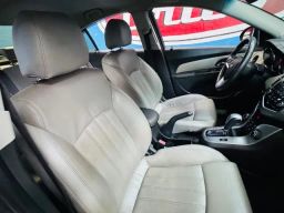 https://img.olx.com.br/thumbs256x256/63/630571884621176.jpg