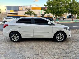 https://img.olx.com.br/thumbs256x256/63/630621439846519.jpg