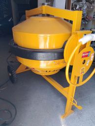 https://img.olx.com.br/thumbs256x256/63/631513757609017.jpg