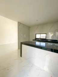 https://img.olx.com.br/thumbs256x256/63/631554287485477.jpg