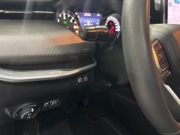 https://img.olx.com.br/thumbs256x256/63/631571283833714.jpg