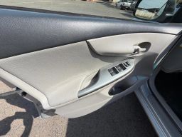 https://img.olx.com.br/thumbs256x256/63/631666084863523.jpg