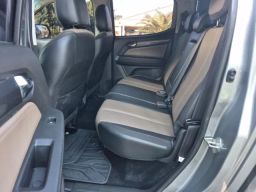 https://img.olx.com.br/thumbs256x256/63/632666905890271.jpg