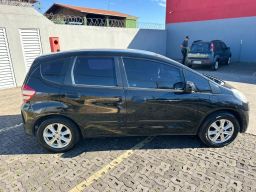 https://img.olx.com.br/thumbs256x256/63/633678438884644.jpg