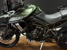 https://img.olx.com.br/thumbs256x256/63/634521276814625.jpg