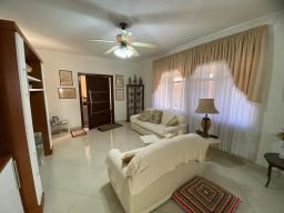 https://img.olx.com.br/thumbs256x256/63/634673328853956.jpg
