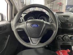 https://img.olx.com.br/thumbs256x256/63/635501769039942.jpg