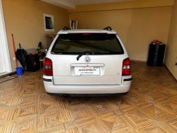 https://img.olx.com.br/thumbs256x256/63/635526384081635.jpg