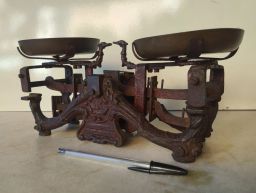 https://img.olx.com.br/thumbs256x256/63/635573168468258.jpg
