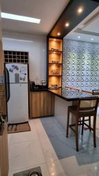 https://img.olx.com.br/thumbs256x256/63/635576648009215.jpg