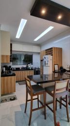 https://img.olx.com.br/thumbs256x256/63/635589523198029.jpg