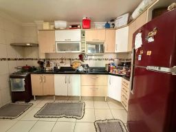 https://img.olx.com.br/thumbs256x256/63/635598277401748.jpg