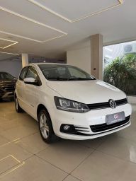 https://img.olx.com.br/thumbs256x256/63/635641785589534.jpg