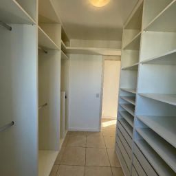 https://img.olx.com.br/thumbs256x256/63/636408440237187.jpg