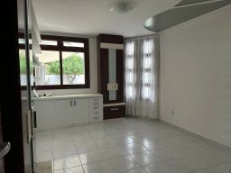 https://img.olx.com.br/thumbs256x256/63/636513648618211.jpg