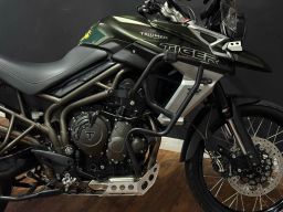 https://img.olx.com.br/thumbs256x256/63/636517878943442.jpg
