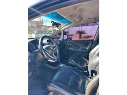 https://img.olx.com.br/thumbs256x256/63/636623671289776.jpg