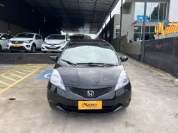 https://img.olx.com.br/thumbs256x256/63/636662923760760.jpg