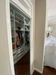 https://img.olx.com.br/thumbs256x256/63/637457304057231.jpg