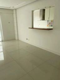 https://img.olx.com.br/thumbs256x256/63/637525404311359.jpg