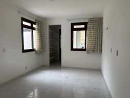 https://img.olx.com.br/thumbs256x256/63/637574763819688.jpg