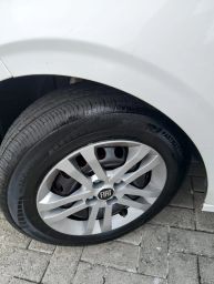 https://img.olx.com.br/thumbs256x256/63/637654402253522.jpg